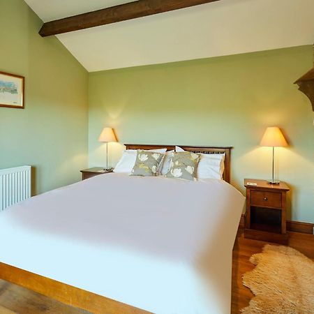 Host & Stay - Tregaer Mill Barn Dingestow Bagian luar foto
